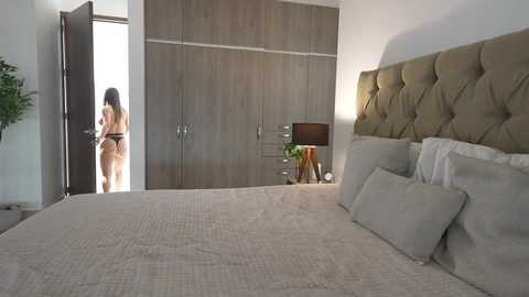 emyii free recording from 2025-03-25 21:19:00