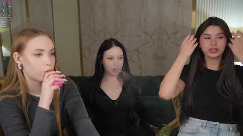 bright_diamonds_054 free recording from 2025-03-27 20:03:00