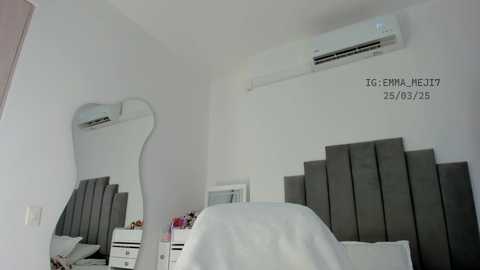 emmamejia7 free recording from 2025-03-27 16:01:00