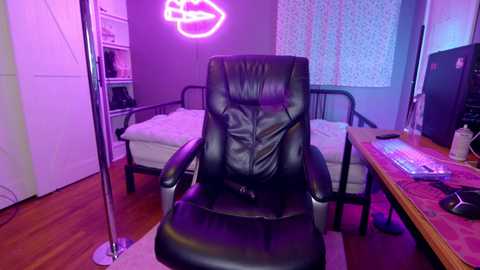 aynmarie free recording from 2025-03-28 01:40:00