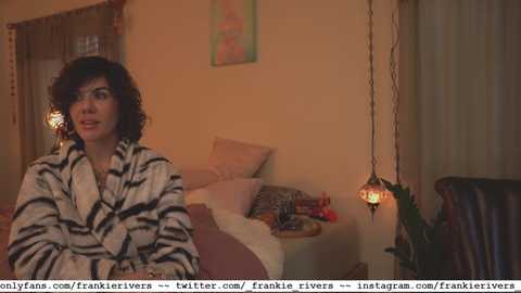 _frankie_rivers free recording from 2025-03-30 14:26:00