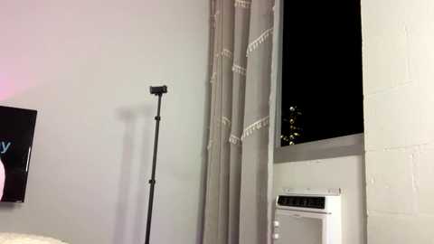 lindseyluvv free recording from 2025-04-01 06:58:00