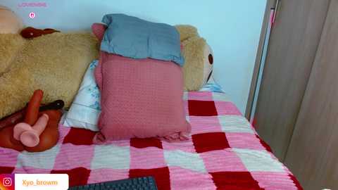 xyoma_browm1 free recording from 