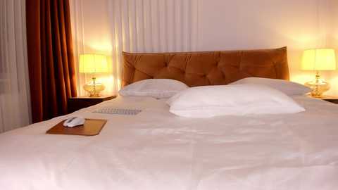 roxy_blue_eyed_ free recording from 2025-04-02 15:50:00