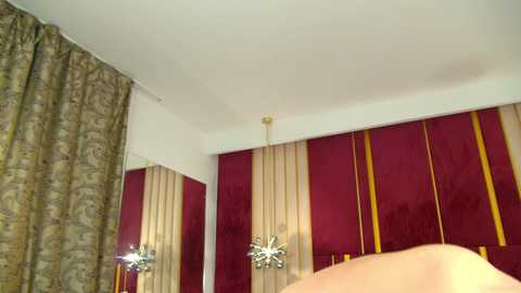 _hot_neighbour free recording from 2025-04-03 07:28:00