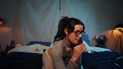 jadeperez_ free recording from 2025-04-04 04:24:00