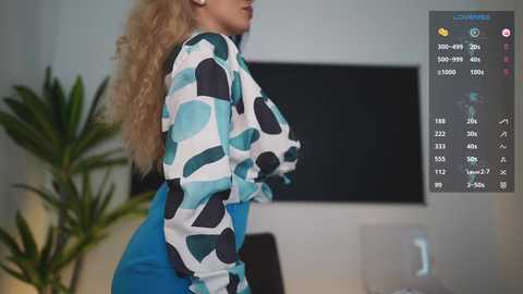 vanessa_de_ville free recording from 2025-04-04 11:52:00