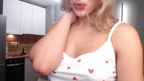 roselyn_rose free recording from 2025-04-05 13:58:00