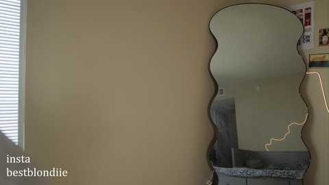 bestblondiiecb free recording from 2025-04-07 22:37:00