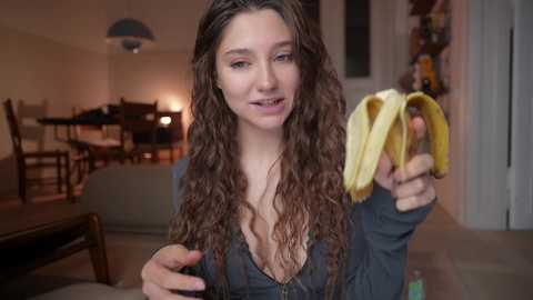 mia_elfie free recording from 2025-04-07 06:04:00