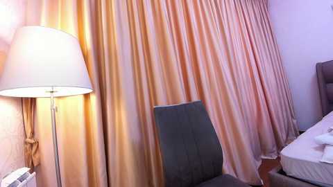 ehotlovea free recording from 2025-04-08 04:28:00