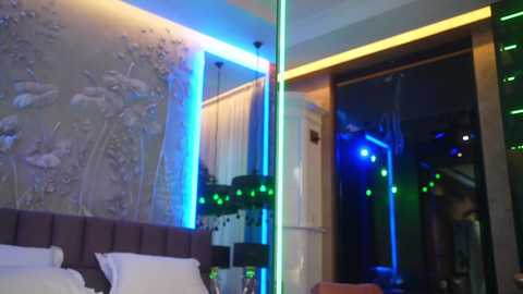 eva_fashionista free recording from 2025-04-09 06:39:00