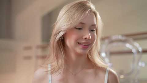 april_blush free recording from 2025-04-12 19:35:00