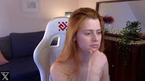 doll_lesli free recording from 2025-04-12 21:37:00