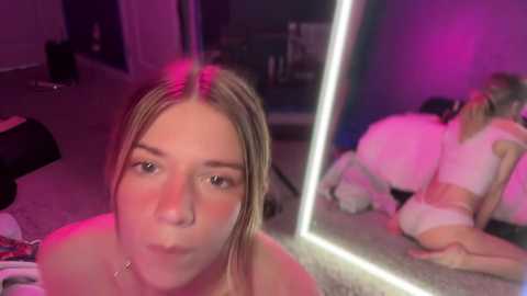 oliviahansleyy free recording from 2025-04-13 07:19:00