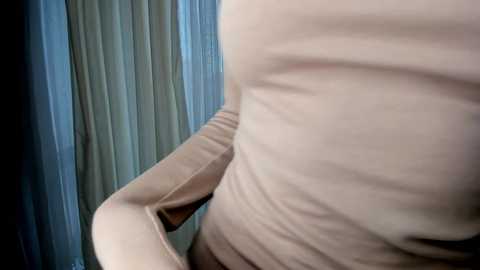 sunnivagaillard free recording from 2025-04-14 07:52:00