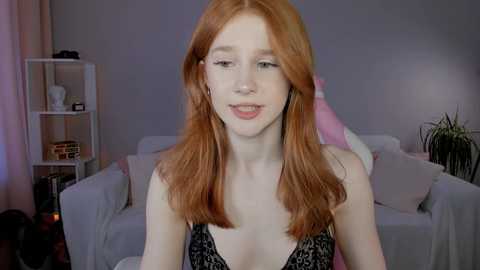 leahsthetics free recording from 2025-04-15 07:28:00