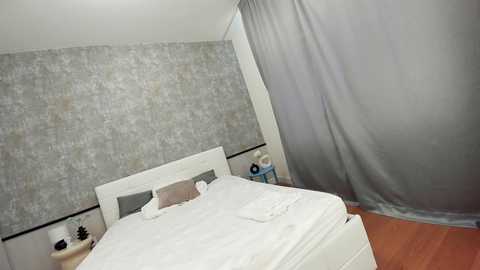 ehotlovea free recording from 2025-04-16 04:53:00