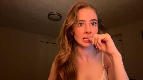 raegan2025 free recording from 2025-04-16 05:19:00