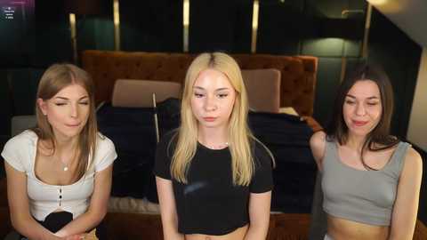 bright_diamonds_054 free recording from 2025-04-17 14:57:00