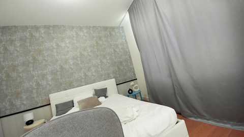 ehotlovea free recording from 2025-04-17 05:42:00