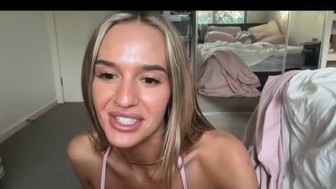 peachy_paige free recording from 