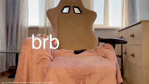 honey_sunshine free recording from 2025-04-21 14:40:00