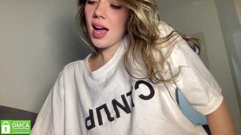 angel_from_sky free recording from 2025-04-25 16:09:00