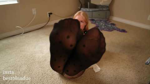 bestblondiiecb free recording from 2025-04-25 22:13:00