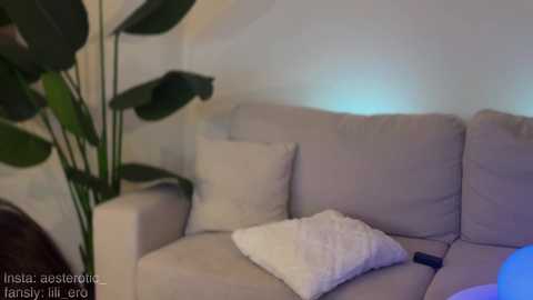 liliaah free recording from 2025-04-25 00:47:00