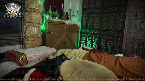 naughty_skull free recording from 2025-04-25 21:05:00