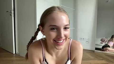 sofiaaaxoxoxo free recording from 2025-04-25 06:33:00