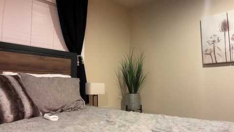 graceyrose free recording from 2025-04-26 04:25:00