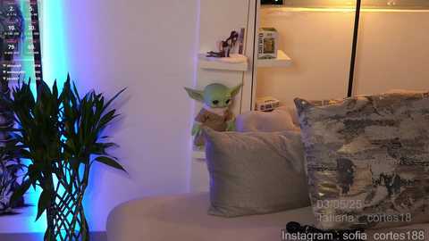 tatiana__cortes18 free recording from 2025-05-04 02:20:00