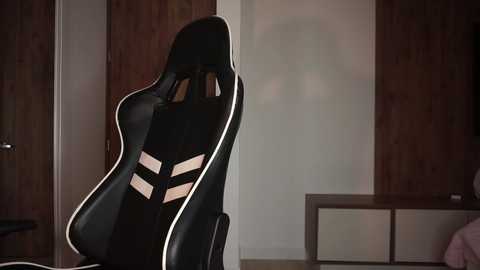 camilagomezz free recording from 2025-05-09 01:26:00