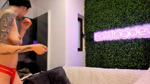 hotfallingdevil free recording from 