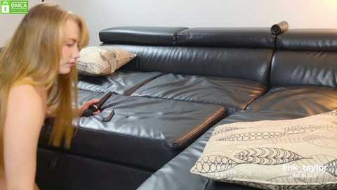 _taylormoon free recording from 2025-05-12 20:10:00