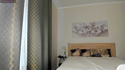 flooora_0 free recording from 2025-05-13 04:38:00