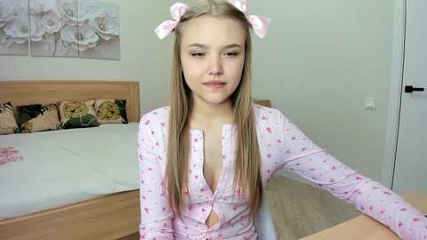 flooora_0 free recording from 2025-05-13 06:17:00