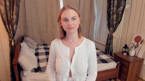 sultry_minx free recording from 2025-05-13 13:04:00