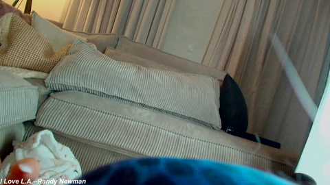 x_lily_x free recording from 2025-05-13 03:05:00