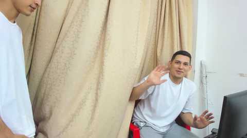 hot_sexmature free recording from 2025-05-15 19:46:00