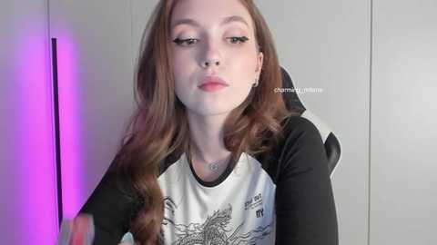 charming_girls free recording from 2025-05-16 18:17:00