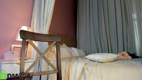 dearly_emily free recording from 2025-05-17 10:50:00