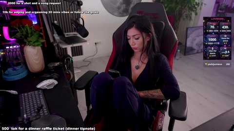 evelyne92 free recording from 2025-05-18 02:15:00