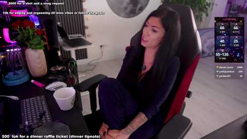 evelyne92 free recording from 2025-05-18 04:08:00