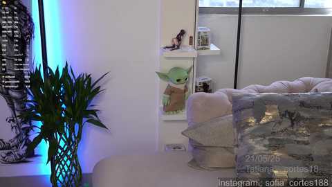 tatiana__cortes18 free recording from 2025-05-21 22:39:00