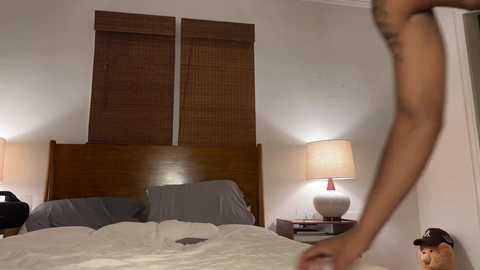 daisyy888 free recording from 2025-05-22 08:53:00