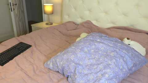 milly____ free recording from 2025-05-23 18:19:00