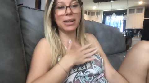 texas_blonde free recording from 2025-05-23 19:27:00